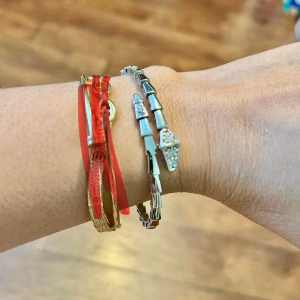 💕SOLD💕white gold 18k Saudi gold.fit 16-17 cm